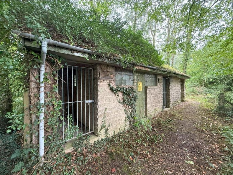 Former Toilet Block