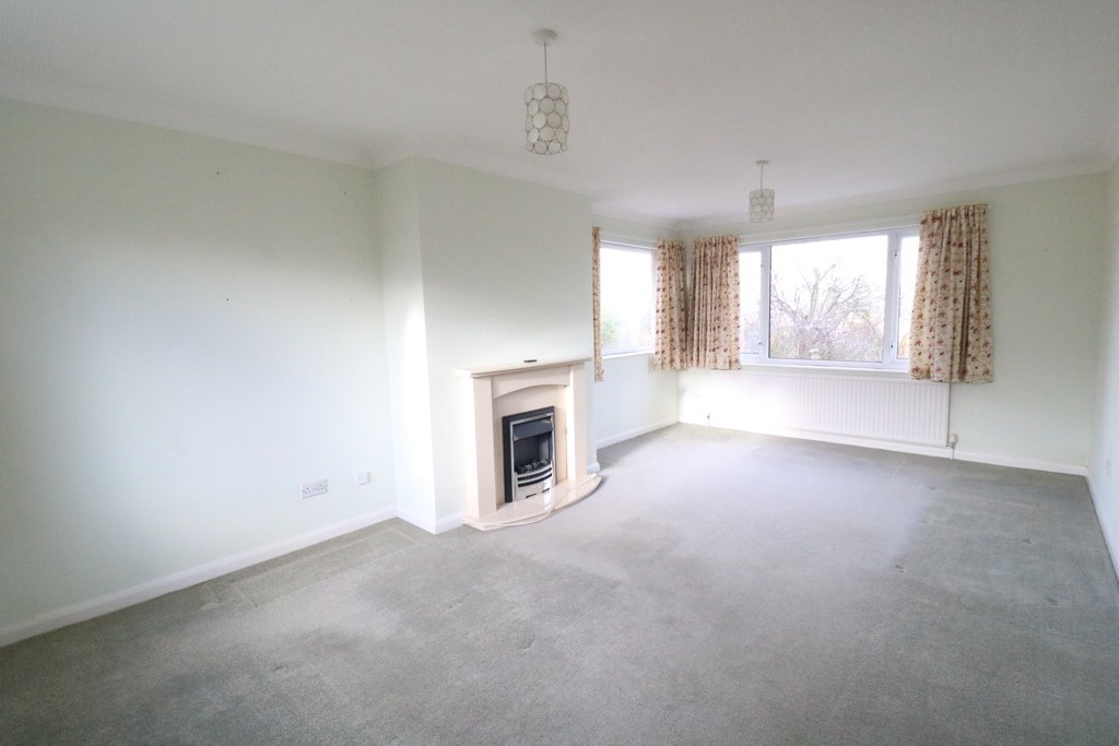 Ulverton, Upperthorpe Road, Westwoodside, Doncaster, Lincolnshire, DN9 2AQ