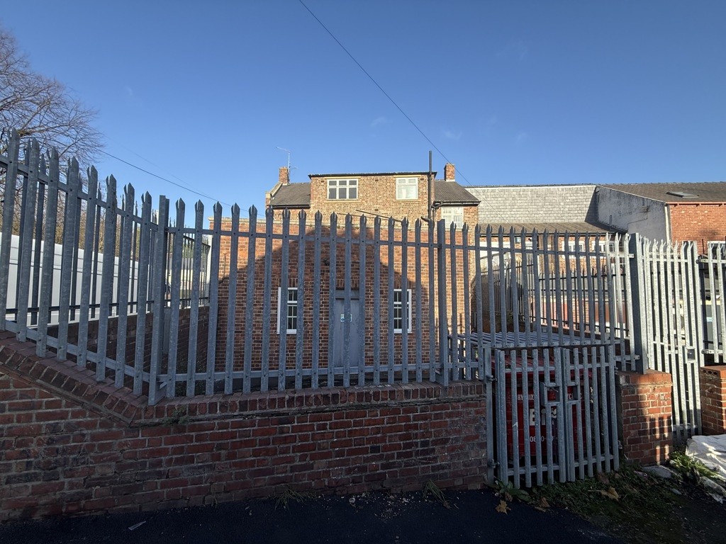 15 Stubbin Lane, Firth Park, Sheffield, South Yorkshire, S5 6QG