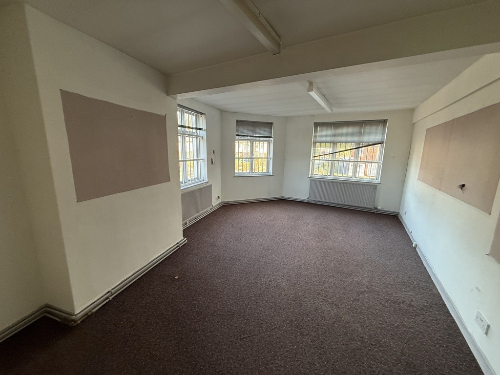 15 Stubbin Lane, Firth Park, Sheffield, South Yorkshire, S5 6QG