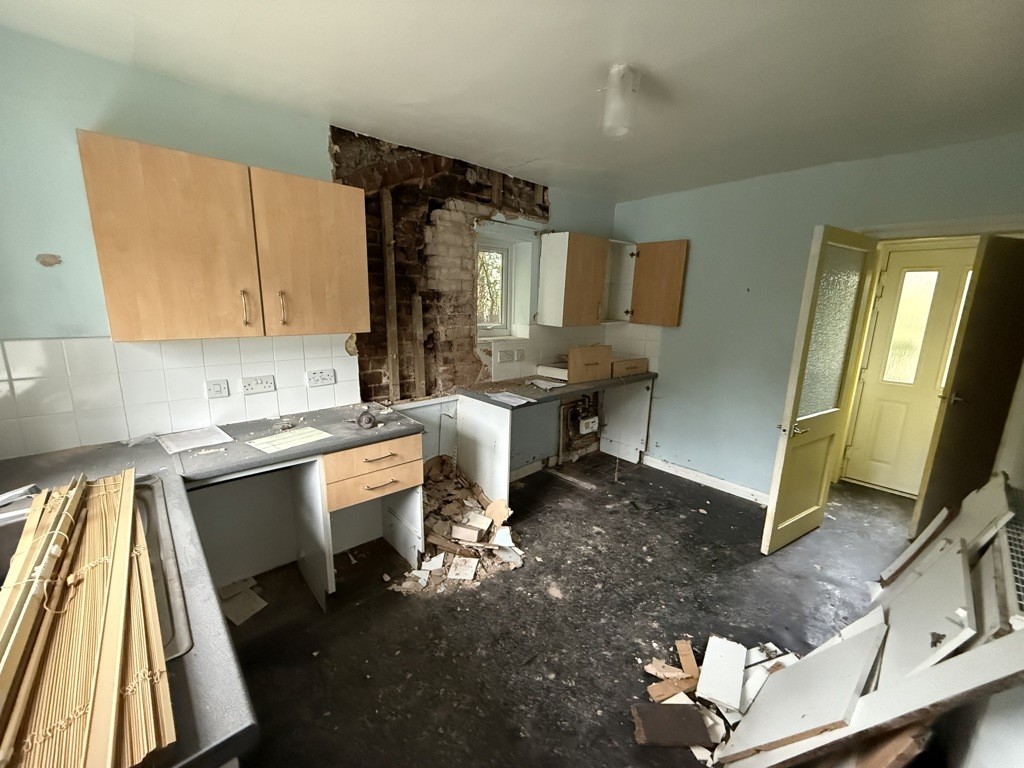 14 Robertsons Avenue, Duckmanton, Chesterfield, Derbyshire, S44 5JR