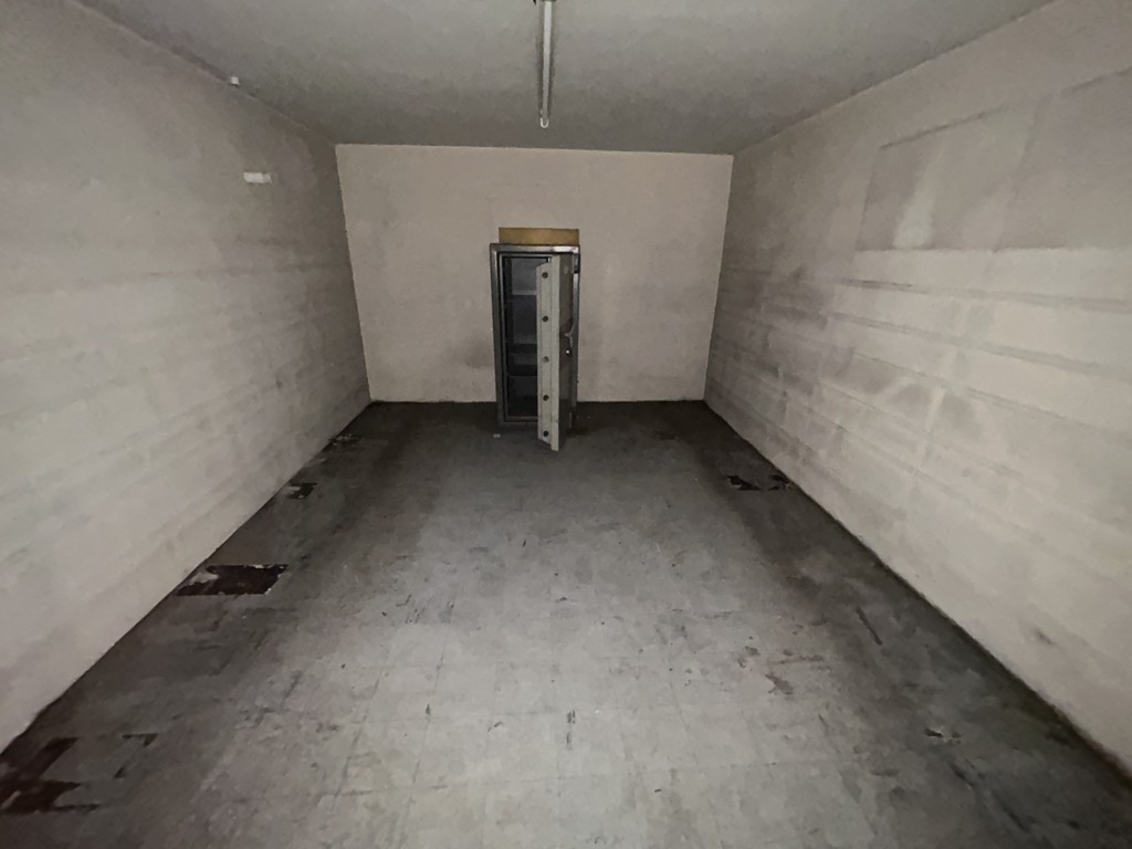 219-221 Stamford Street, Ashton-Under-Lyne, Greater Manchester, OL6 7QH