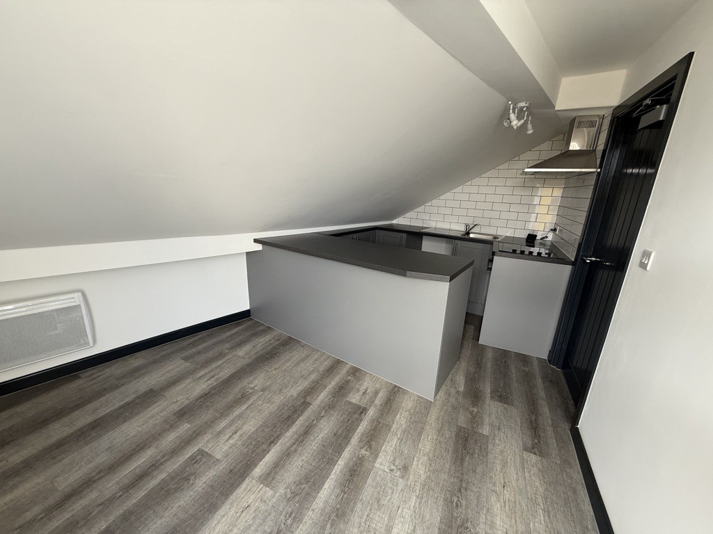 69 Leppings Lane & Bickerton Road Flats , Hillsborough, Sheffield, South Yorkshire, S6 1SS