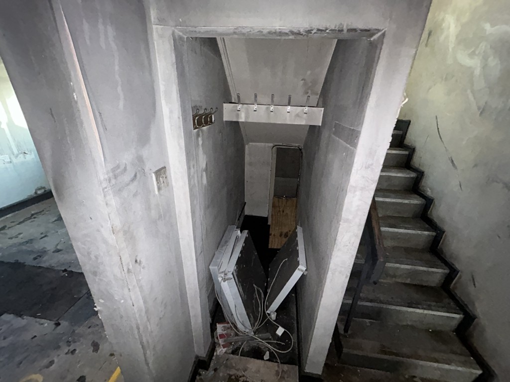 219-221 Stamford Street, Ashton-Under-Lyne, Greater Manchester, OL6 7QH