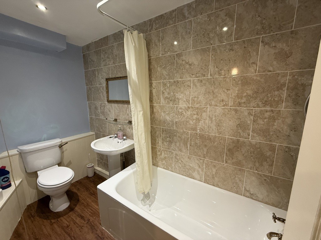 Flats 1-4, 47 Olivet Road, Woodseats, Sheffield, South Yorkshire, S8 8QR