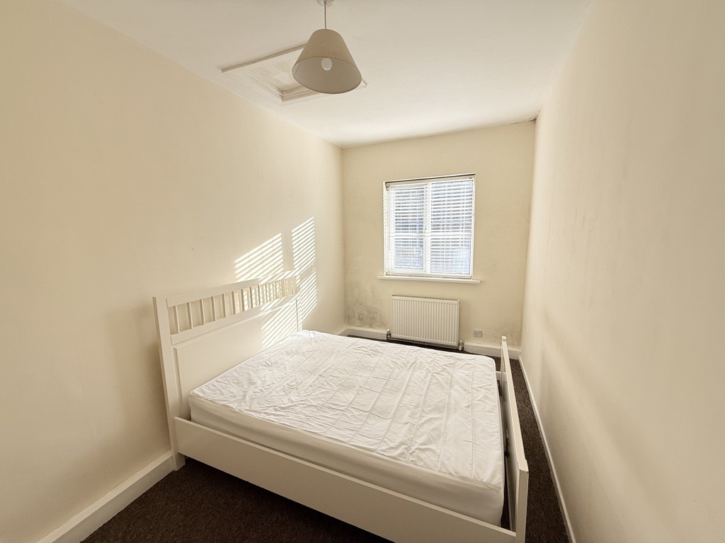 Flats 1-4, 47 Olivet Road, Woodseats, Sheffield, South Yorkshire, S8 8QR