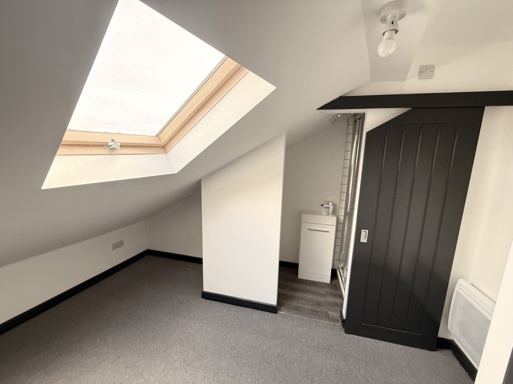 69 Leppings Lane & Bickerton Road Flats , Hillsborough, Sheffield, South Yorkshire, S6 1SS