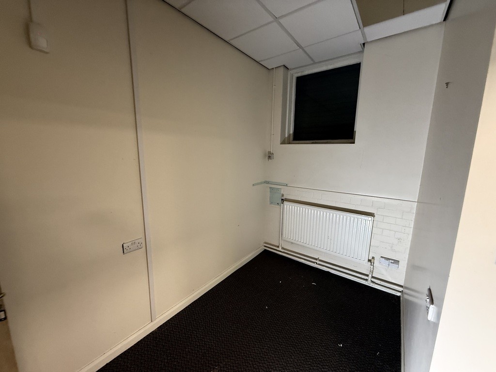 Former Barugh Green Community Centre, Barugh Green Road, Barugh Green, Barnsley, South Yorkshire, S75 1JT