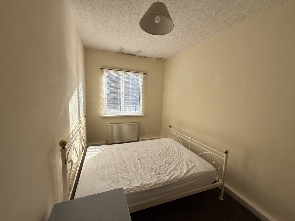 Flats 1-4, 47 Olivet Road, Woodseats, Sheffield, South Yorkshire, S8 8QR