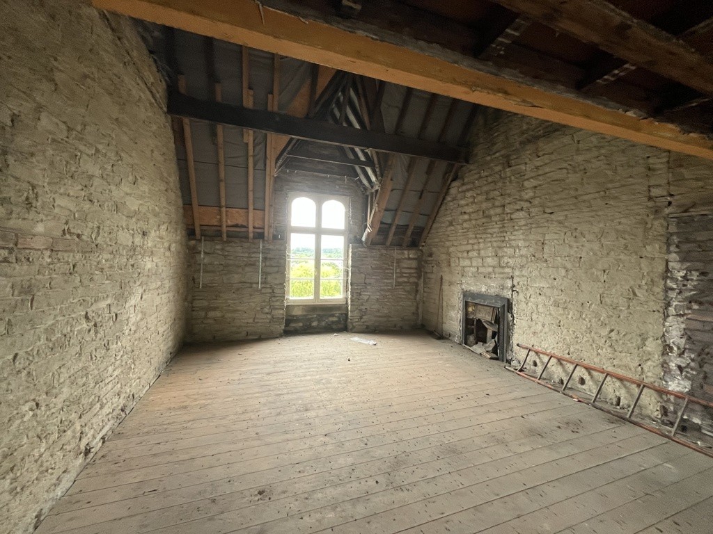 Edgerton Cemetery Lodge, Cemetery Road, Edgerton, Huddersfield, West Yorkshire, HD1 5NF