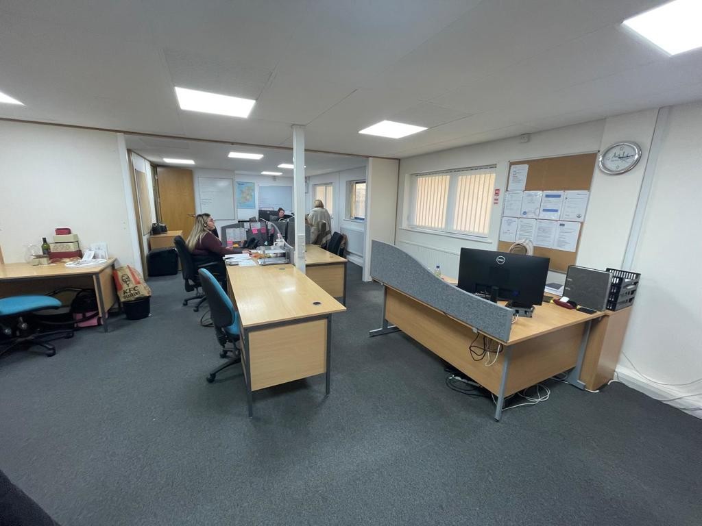 Unit 14-17, Metropolitan Business Park, Preston New Road, Blackpool, Lancashire, FY3 9LT