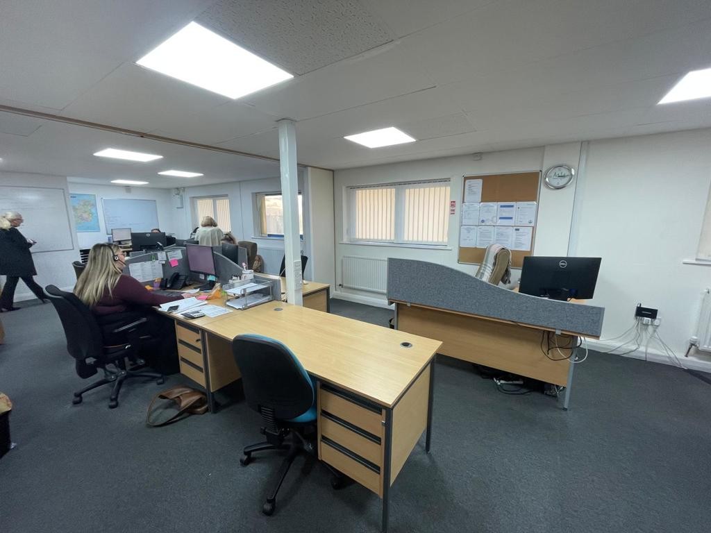 Unit 14-17, Metropolitan Business Park, Preston New Road, Blackpool, Lancashire, FY3 9LT