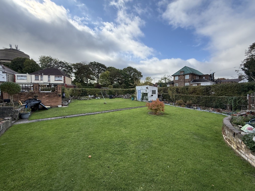 Bungalow & Land , Kelvin, 1 Backmoor Road, Sheffield, South Yorkshire, S8 8LB