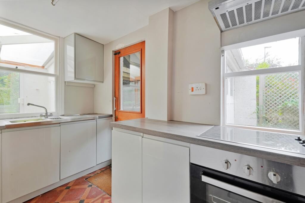 36 Meadow Grove Road, Totley, Sheffield, South Yorkshire, S17 4FF