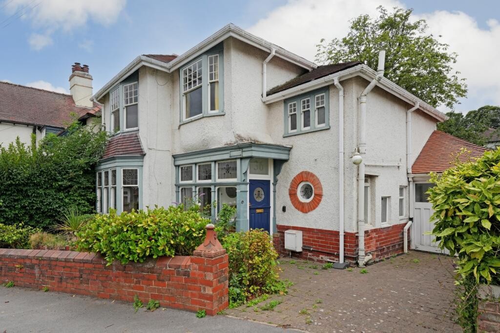 36 Meadow Grove Road, Totley, Sheffield, South Yorkshire, S17 4FF