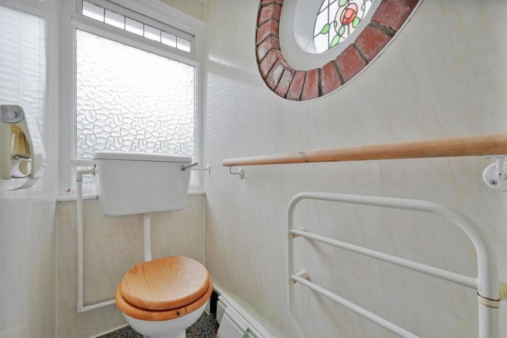 36 Meadow Grove Road, Totley, Sheffield, South Yorkshire, S17 4FF