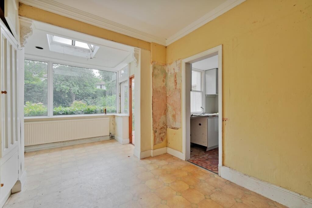 36 Meadow Grove Road, Totley, Sheffield, South Yorkshire, S17 4FF